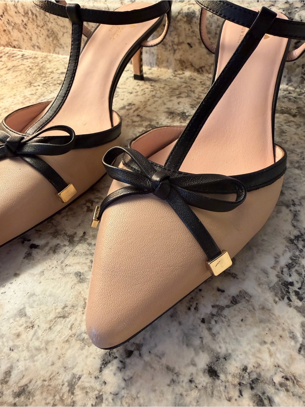 Kate Spade ♠️ beige and black T-strap pointed-toe bow pumps Ponoma Office Heels - Picture 3 of 11